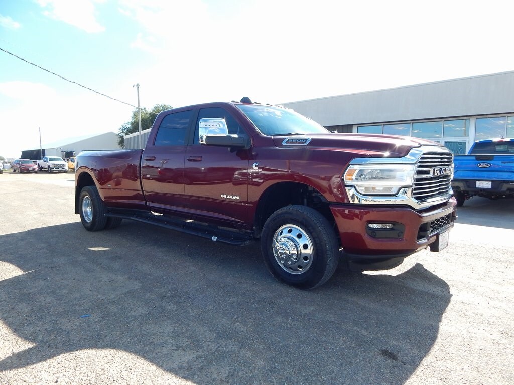 2023 Ram 3500 Laramie photo 3