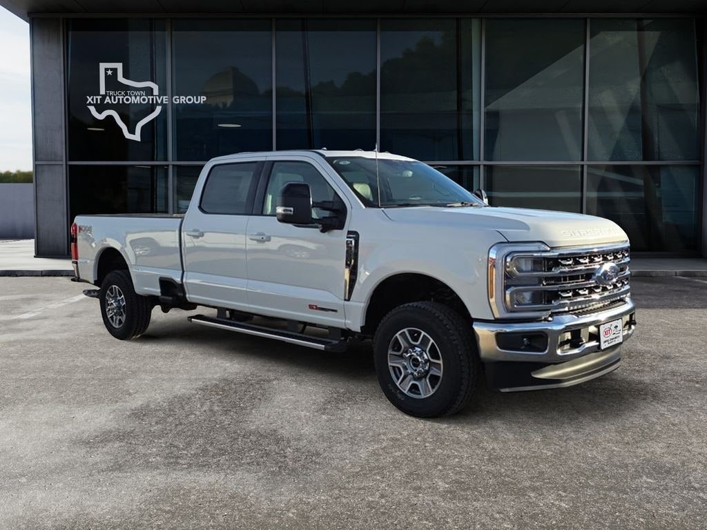 New 2026 Ford F-350SD Lariat Truck Crew Cab