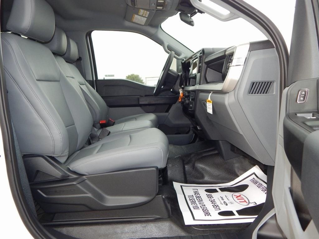 2026 Ford F-350 Super Duty XL - Photo 16