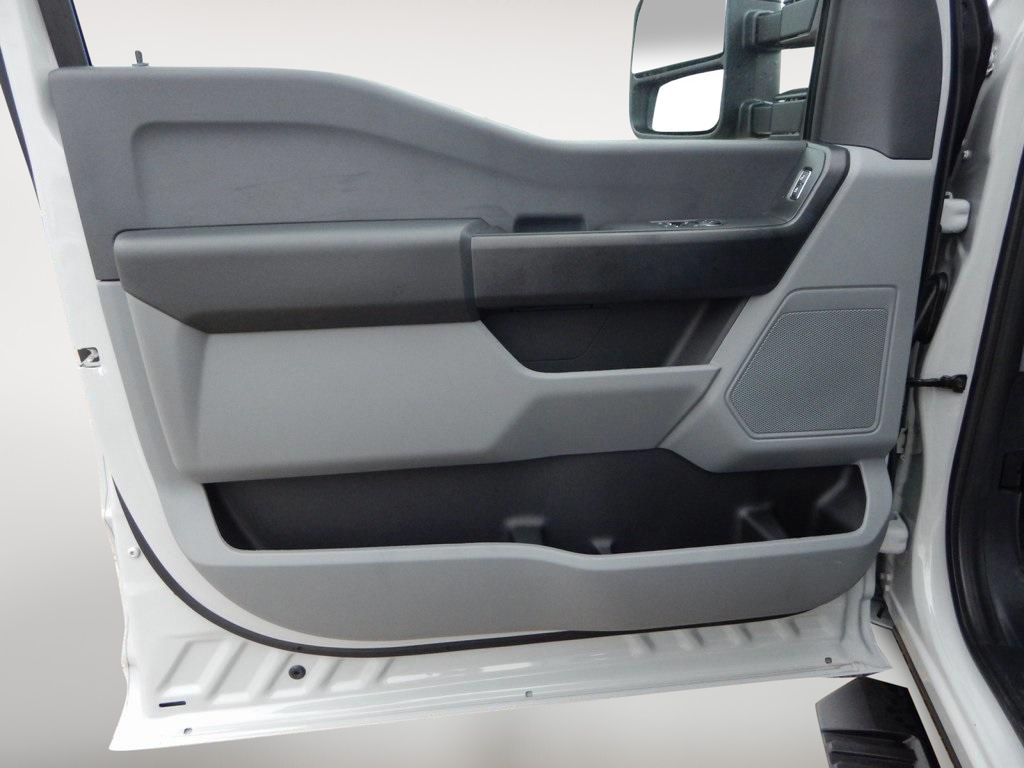 2025 Ford F-250 Super Duty XL - Photo 13