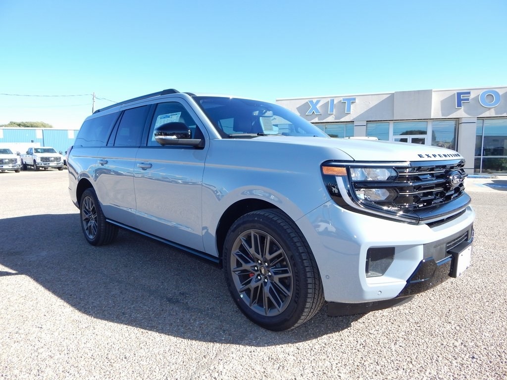 2025 Ford Expedition Platinum's photo