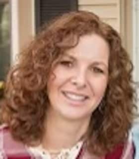 Staff member Rhonda McMillen from aa811f7646e9