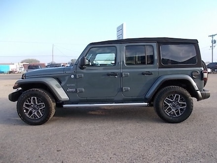 2024 Jeep Wrangler Sahara SUV