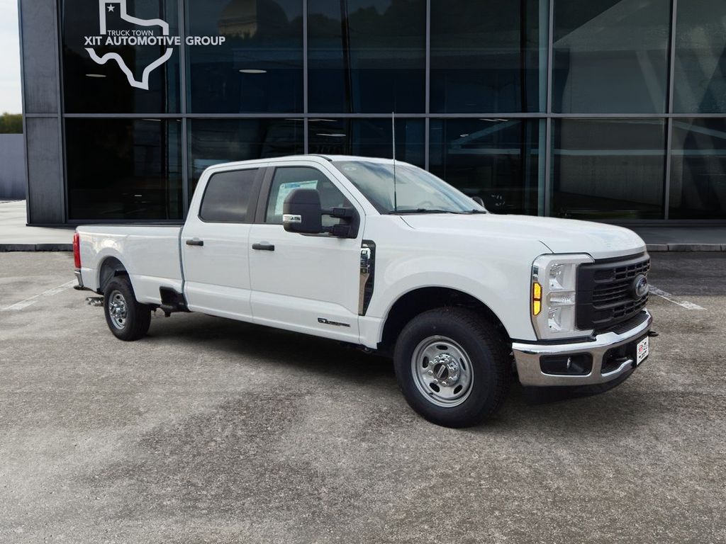 2026 Ford F-350SD XL Truck Crew Cab