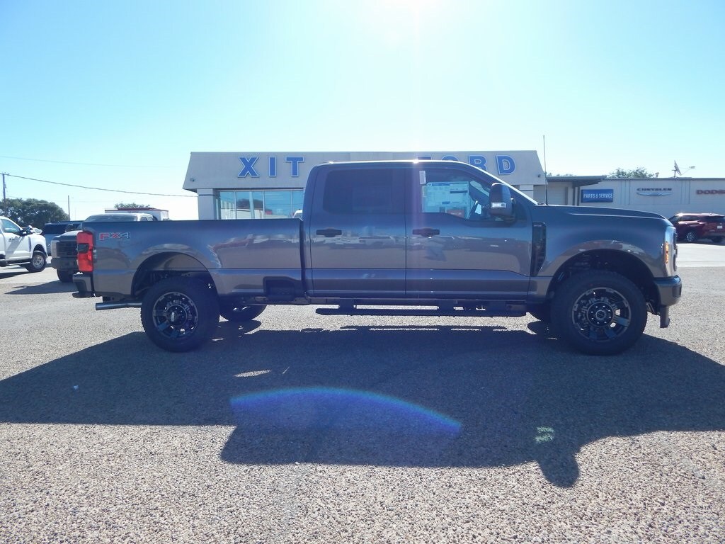 New 2026 Ford F-250SD Truck Crew Cab