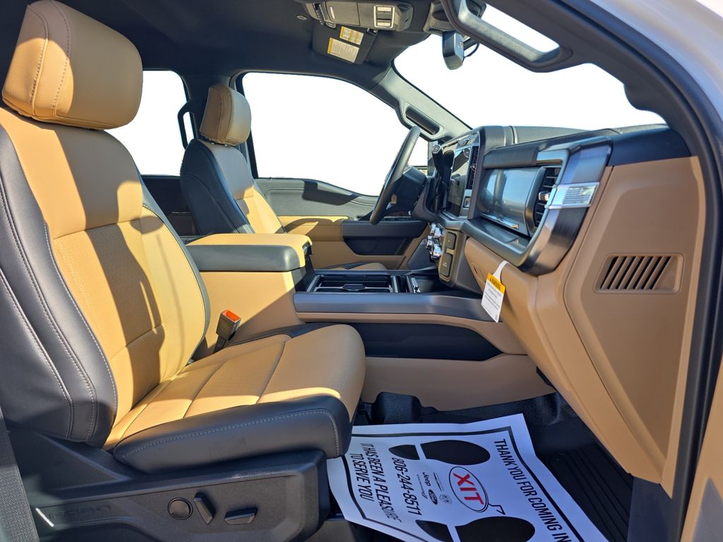 2026 Ford F-350 Super Duty Lariat - Photo 17