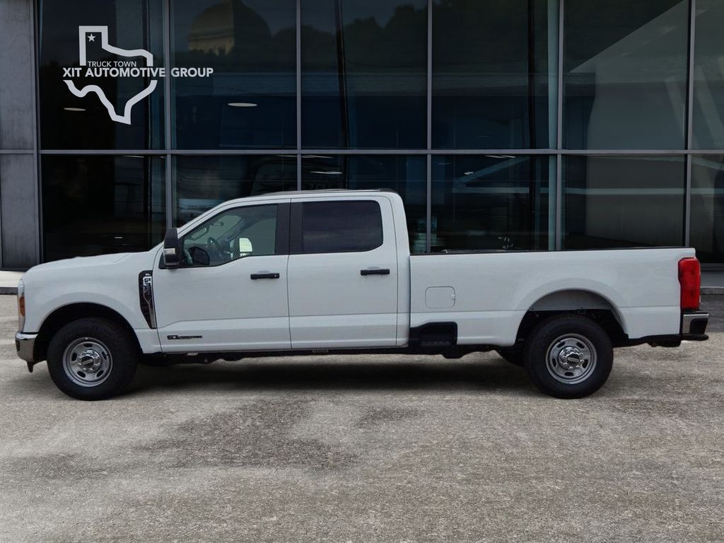 2026 Ford F-350 Super Duty XL - Photo 7