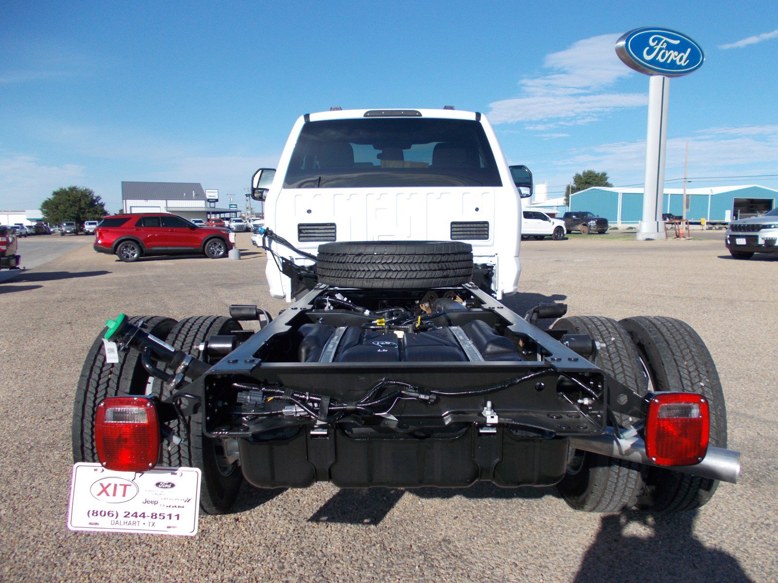 2024 Ford F-550 photo 4