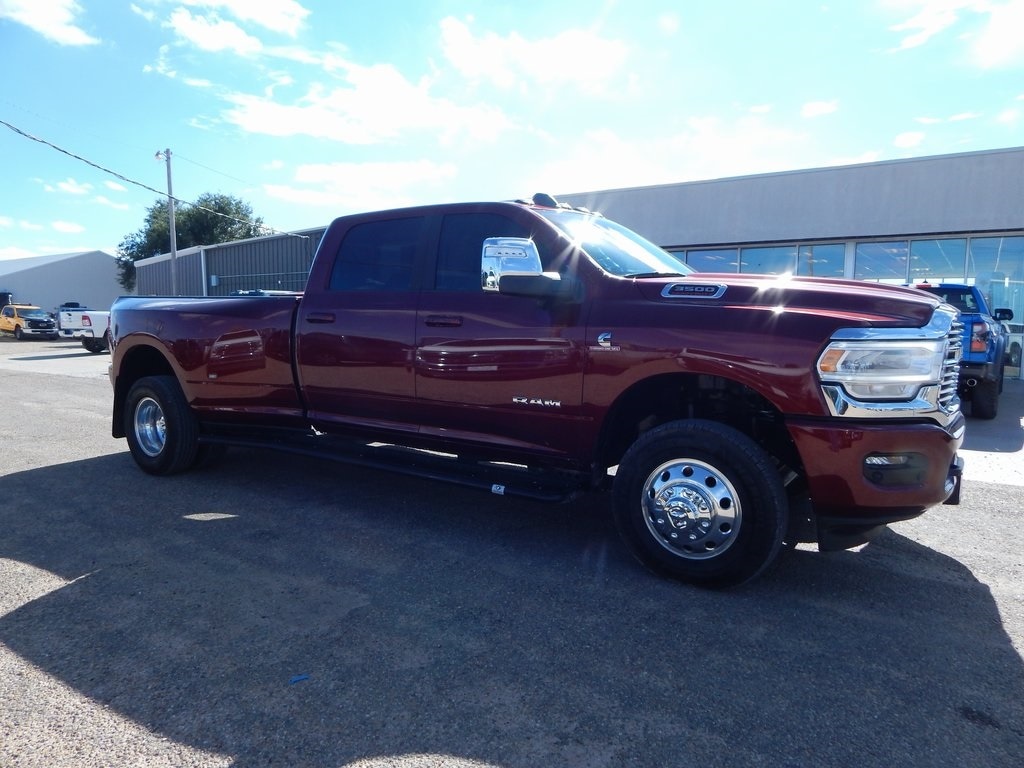 2023 RAM Ram 3500 Pickup Laramie's photo