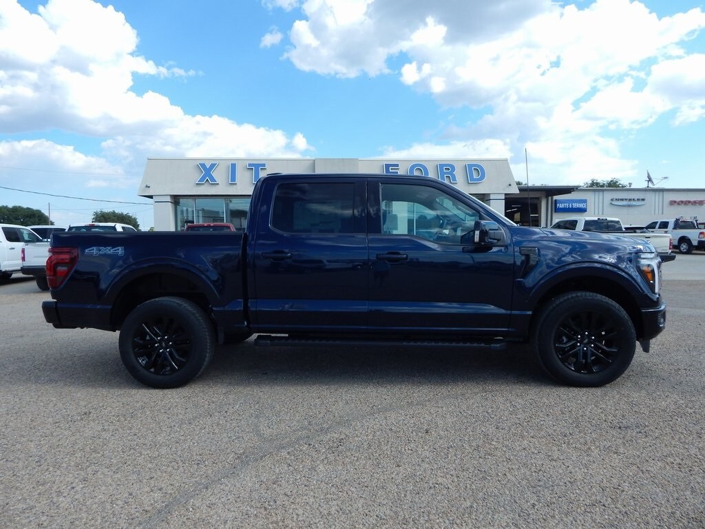2025 Ford F-150 Lariat photo 2