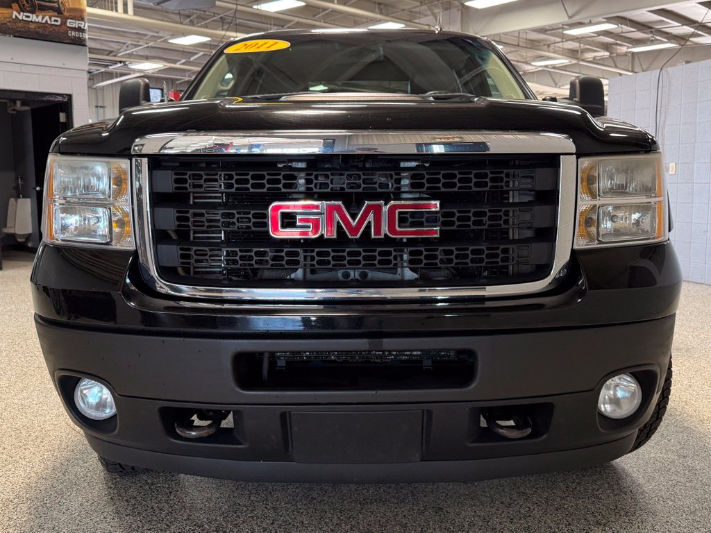 Used 2011 GMC Sierra 2500HD SLT Truck