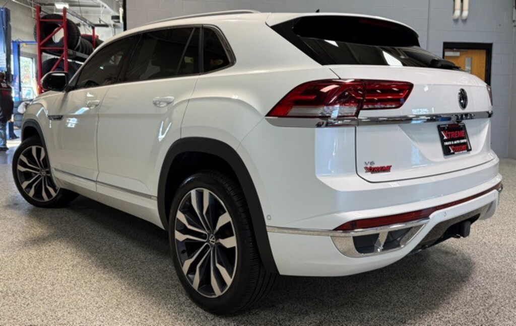 Used 2022 Volkswagen Atlas Cross Sport 3.6L V6 SEL Premium R-Line SUV