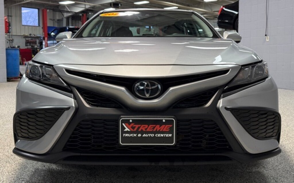 Used 2024 Toyota Camry SE Sedan