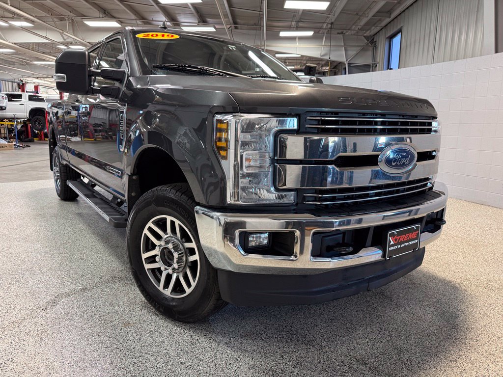 Used 2019 Ford F-350SD Lariat Truck