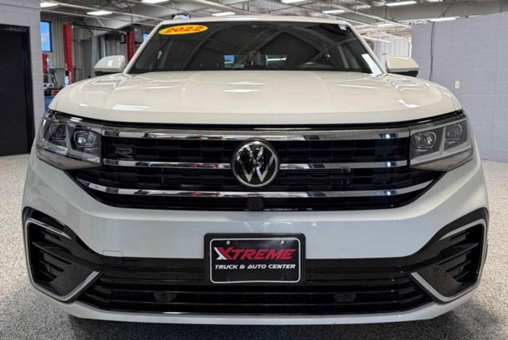 Used 2022 Volkswagen Atlas Cross Sport 3.6L V6 SEL Premium R-Line SUV
