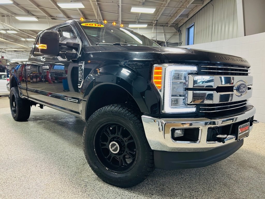 Used 2018 Ford F-250SD Lariat Truck