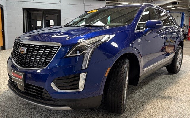 2023 Cadillac XT5 Premium Luxury photo 3