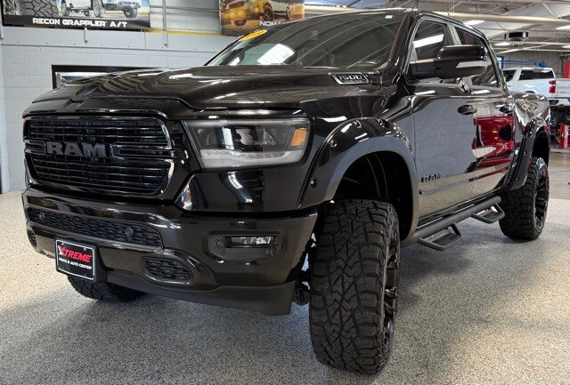 2019 Ram 1500 Sport photo 2