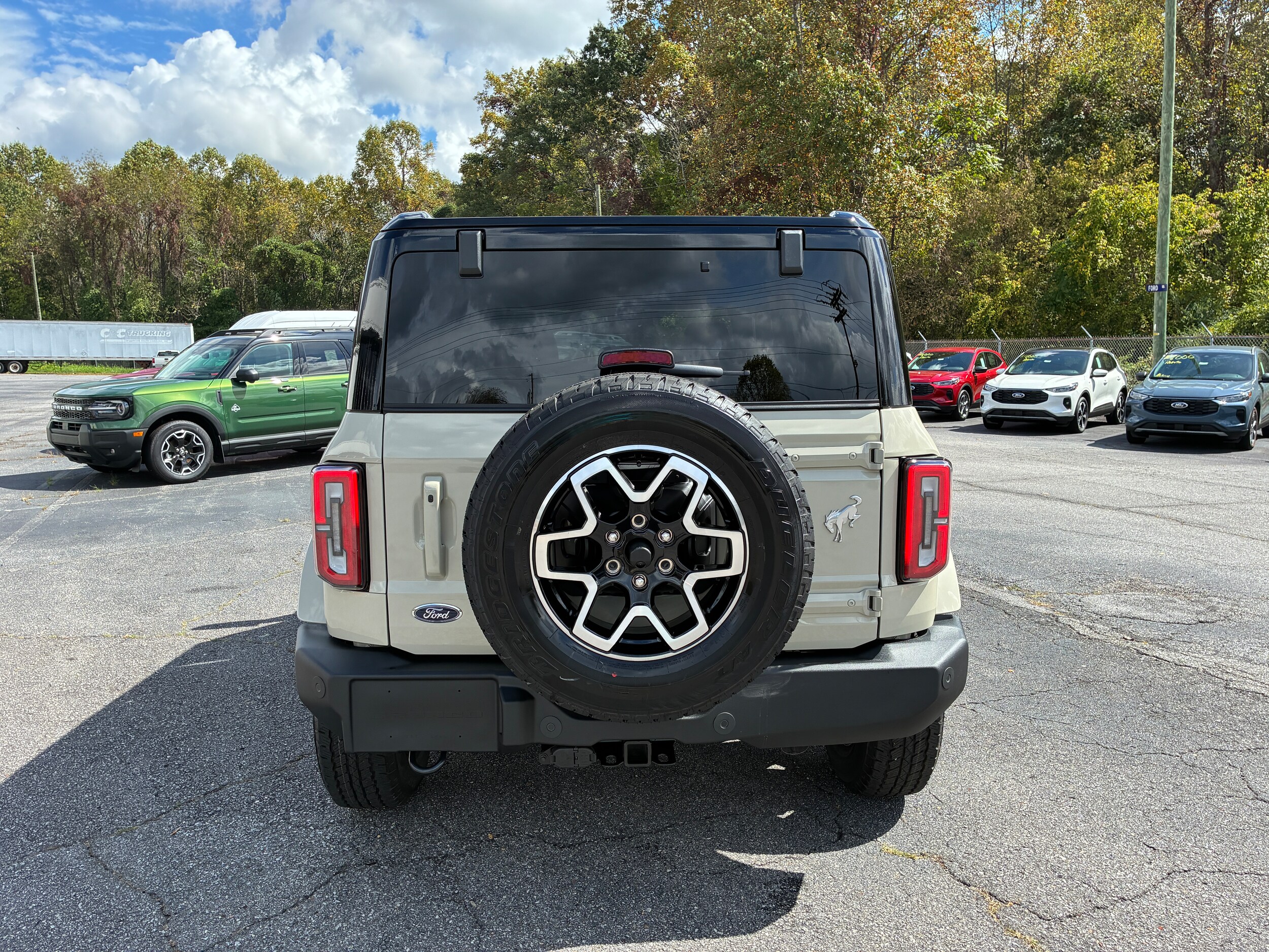 2025 Ford Bronco 4-Door Outer Banks - Photo 6
