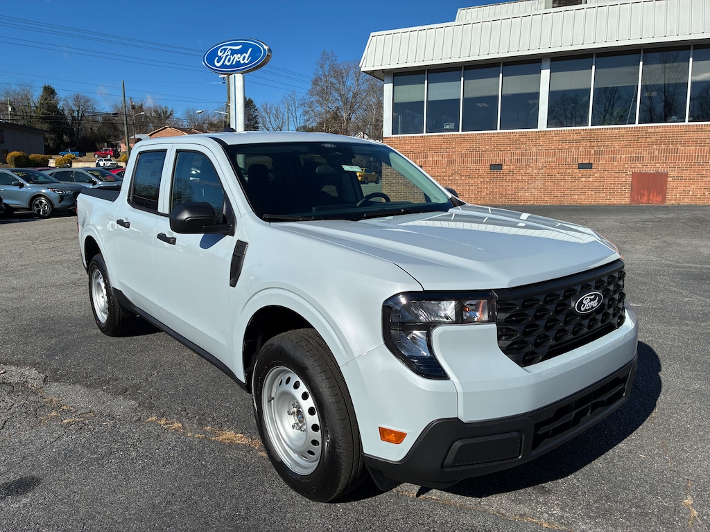 New 2026 Ford Maverick XL TRUCK