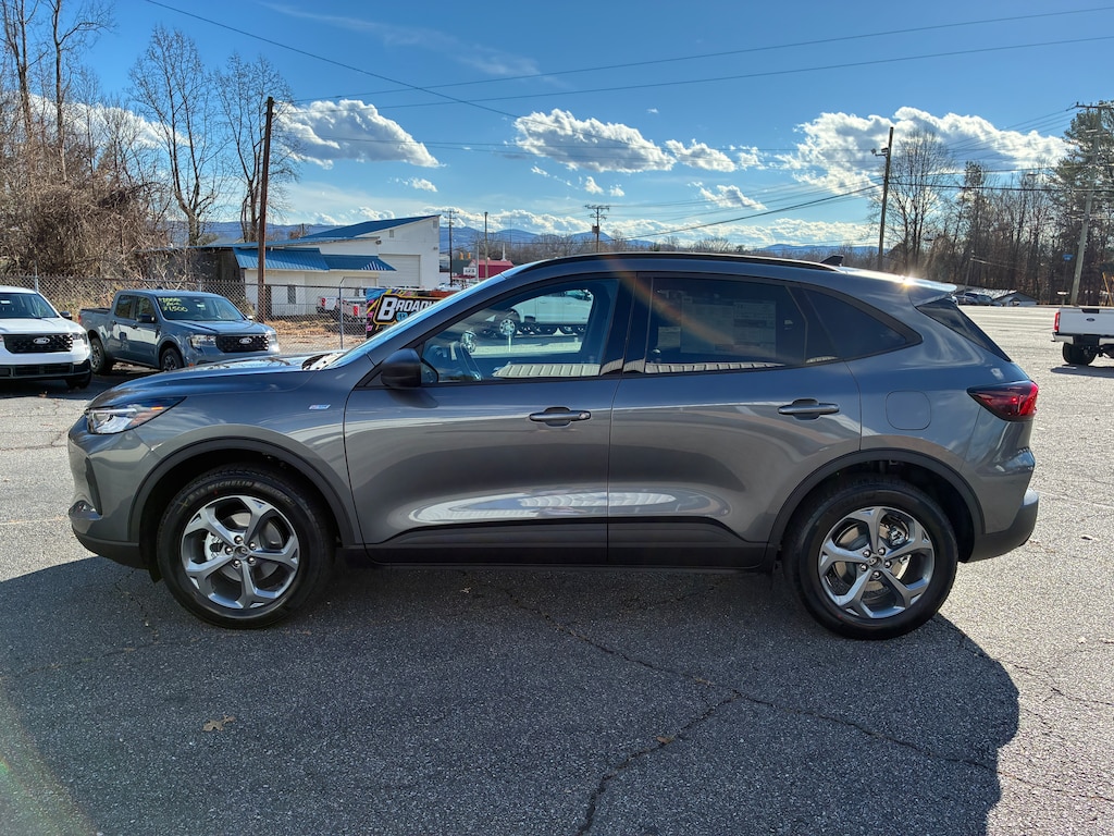 New 2026 Ford Escape ST-Line SUV
