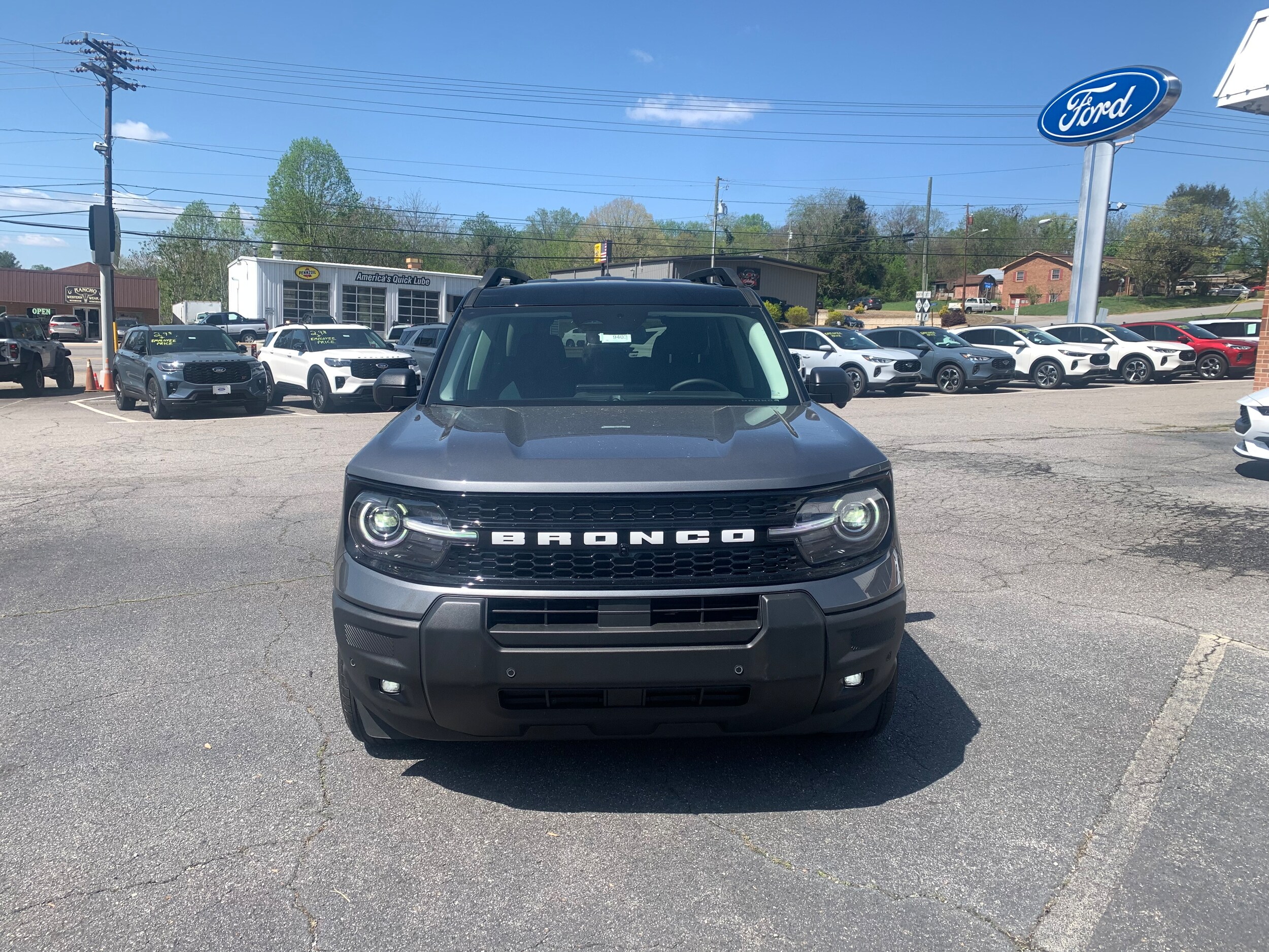 2025 Ford Bronco Sport Outer Banks photo 2