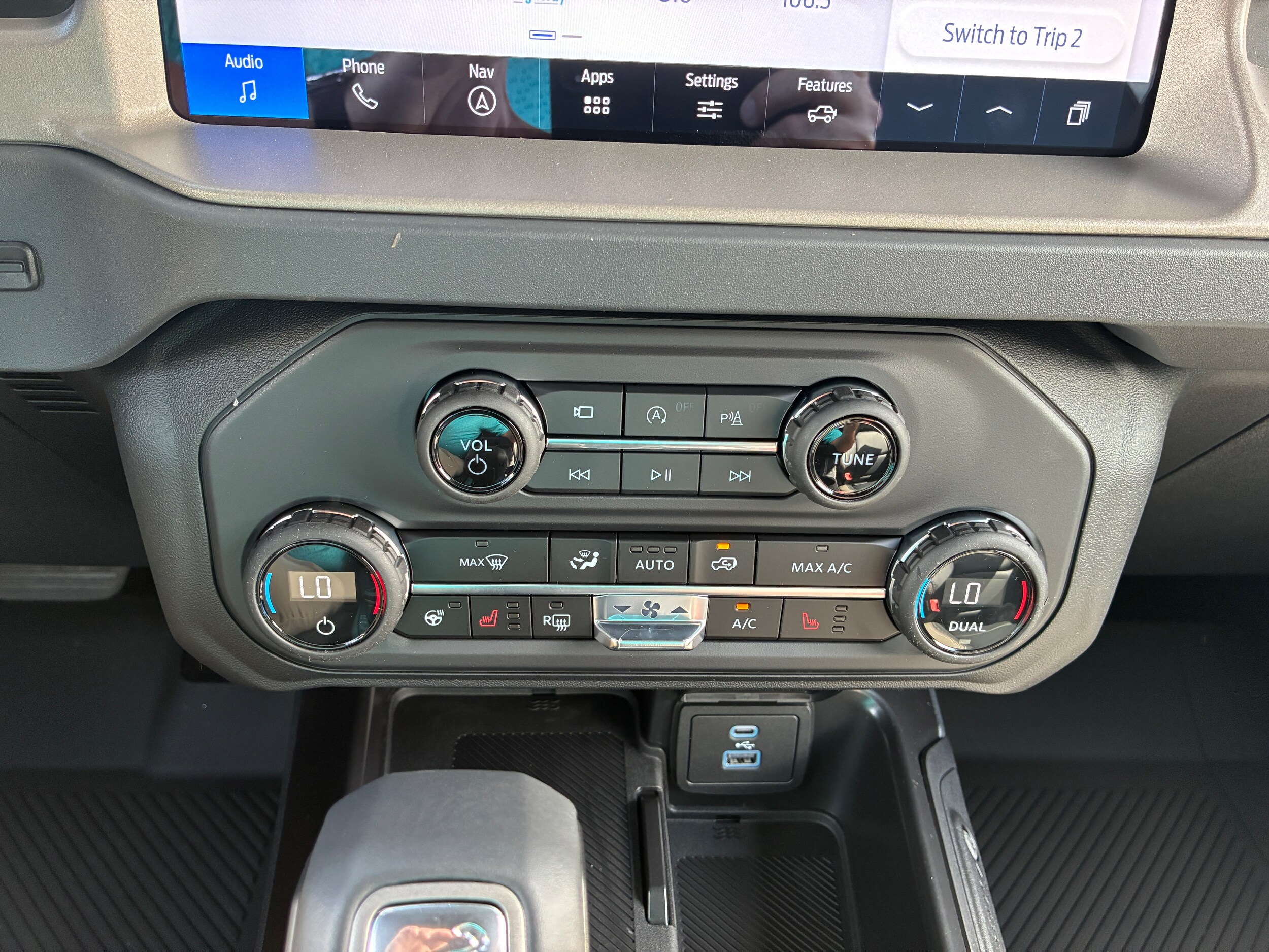 2025 Ford Bronco 4-Door Outer Banks - Photo 14