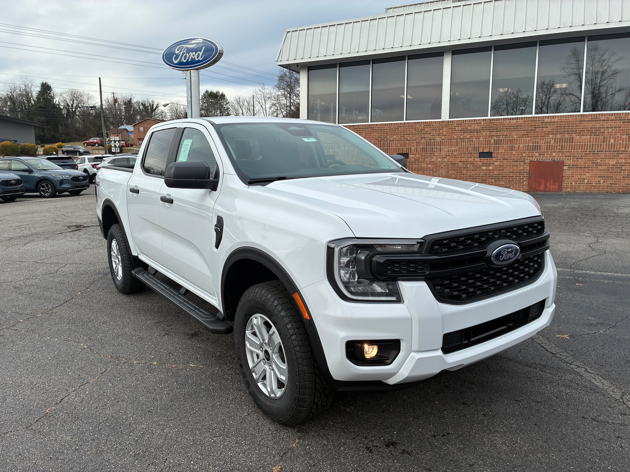 2025 Ford Ranger XL's photo