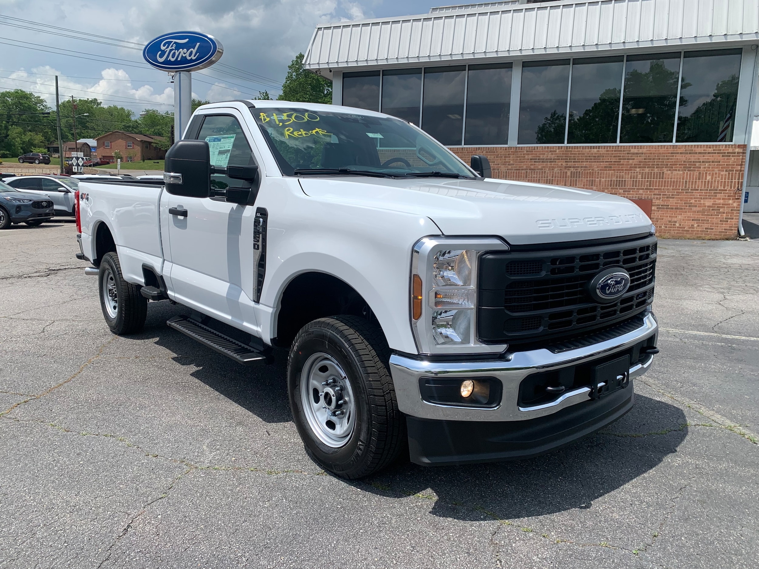 2025 Ford F-250 Super Duty XL's photo