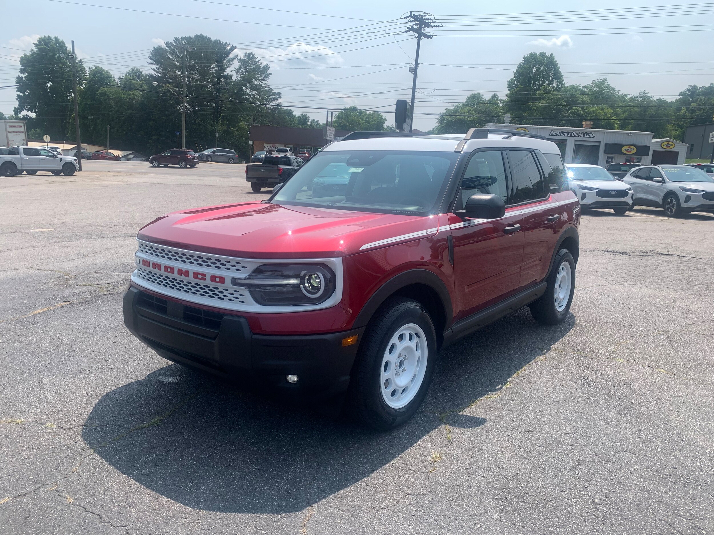 2025 Ford Bronco Sport Heritage photo 3