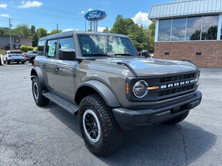 2026 Ford Bronco Base SUV