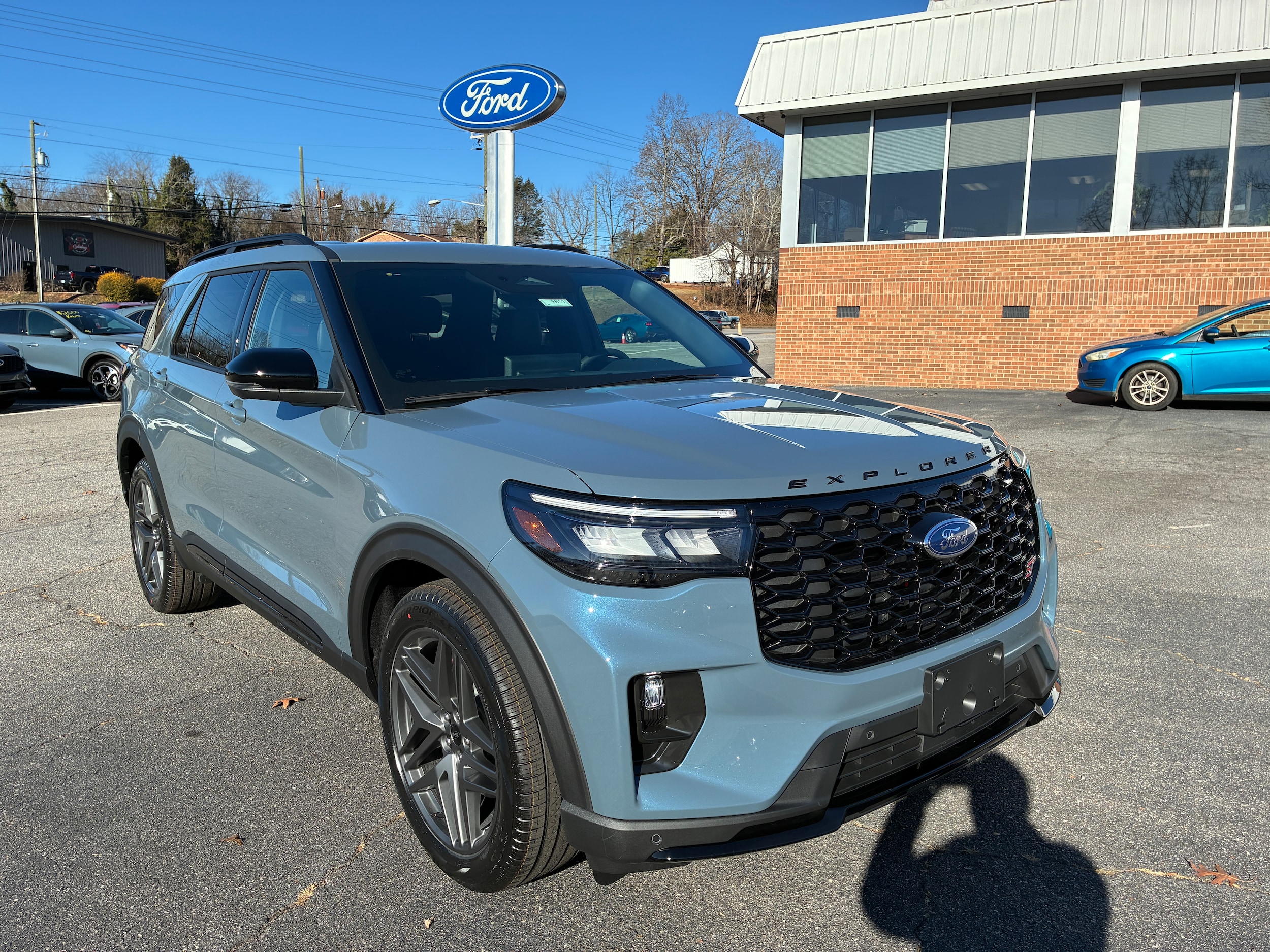 2026 Ford Explorer ST's photo