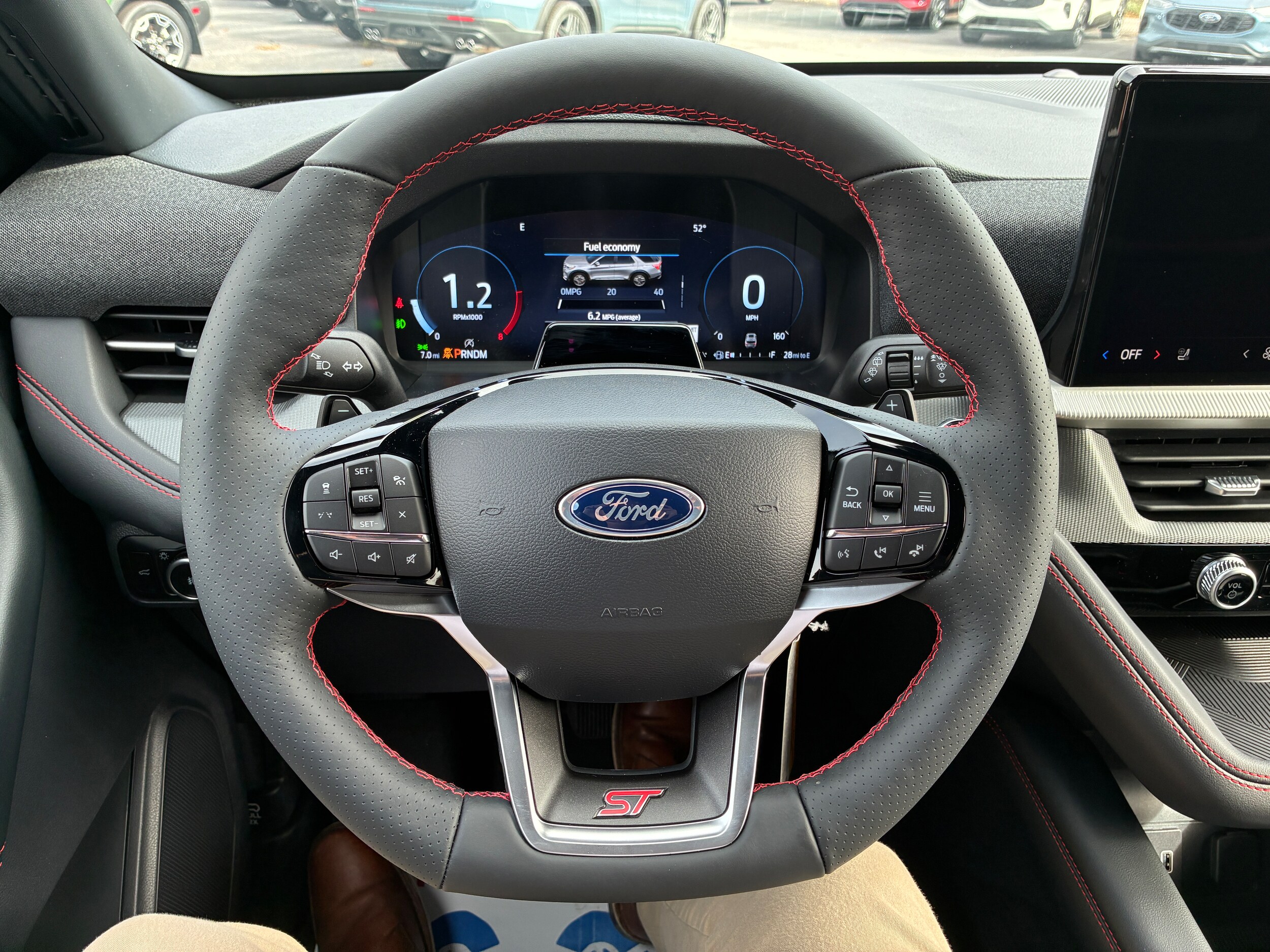 2026 Ford Explorer ST - Photo 13