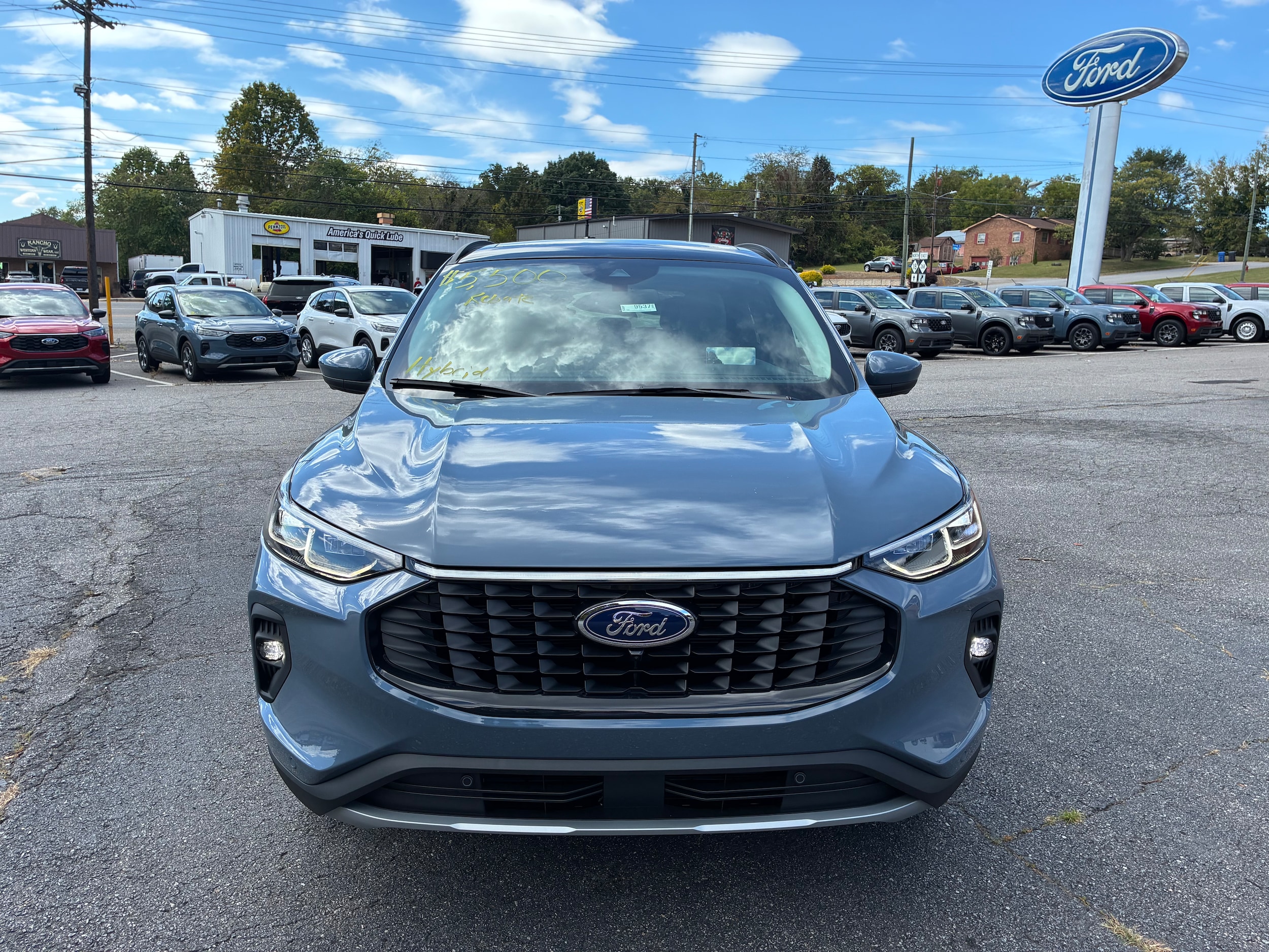 2025 Ford Escape Plug-In Hybrid photo 2