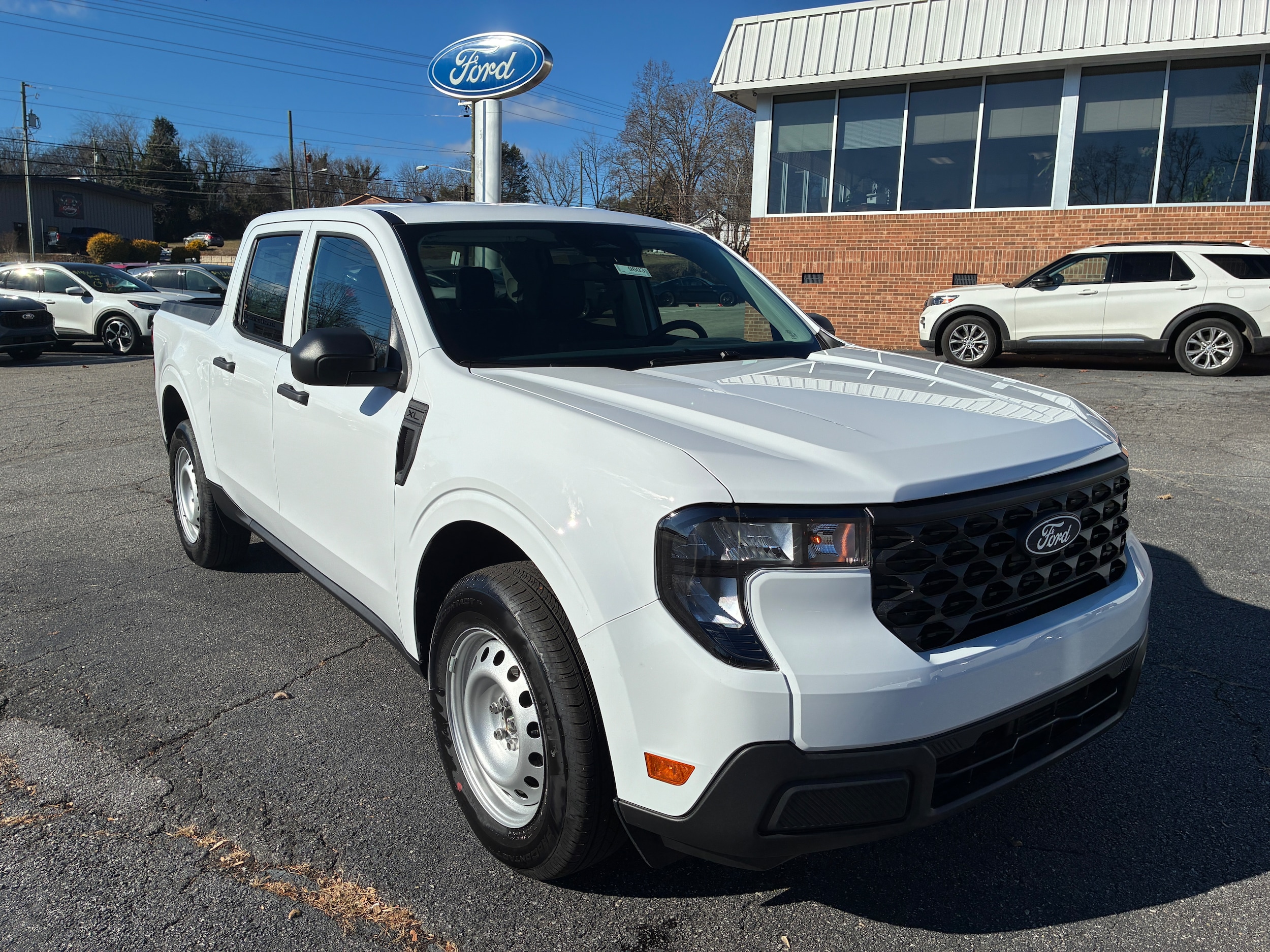 2025 Ford Maverick XL