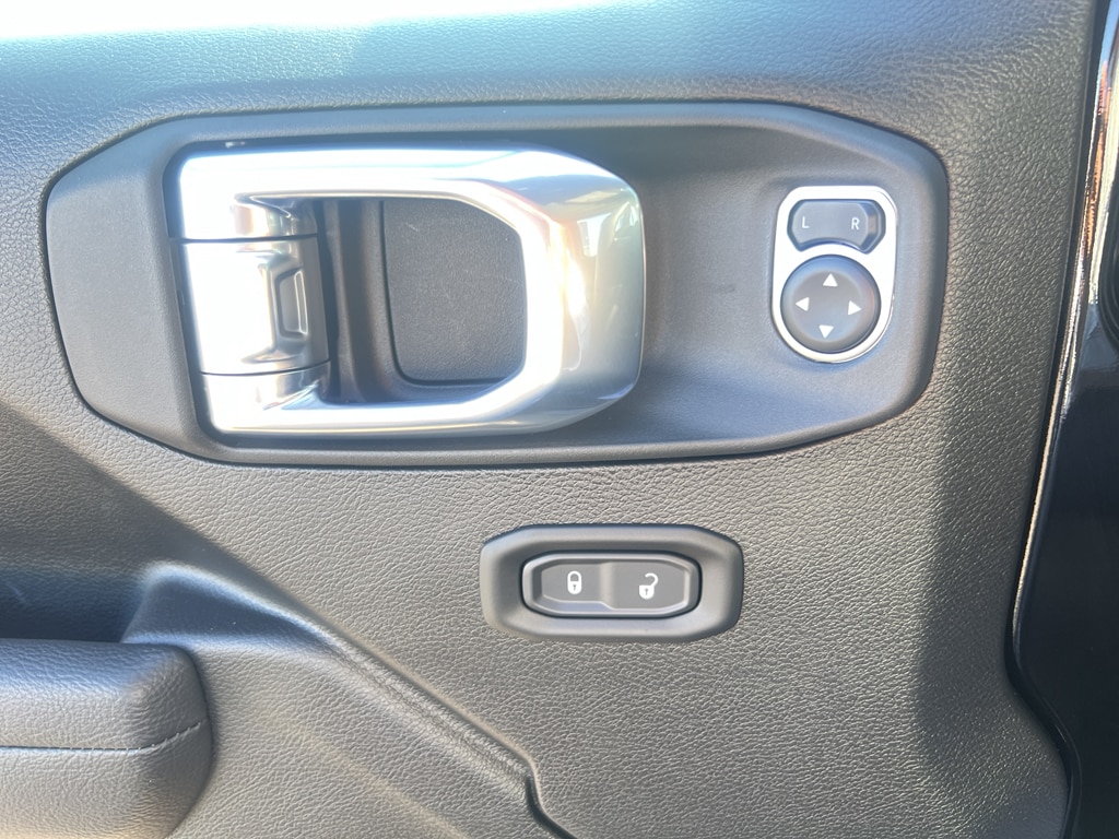 2025 Jeep Wrangler 2-Door Sport S - Photo 21