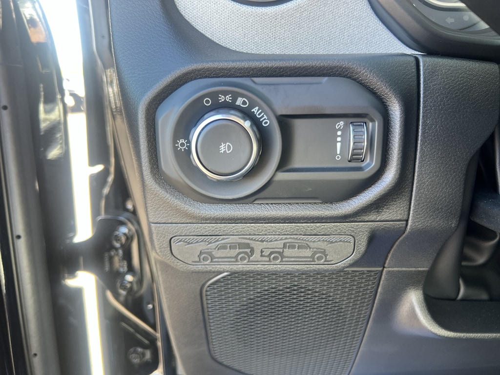 2025 Jeep Wrangler 2-Door Sport S - Photo 20