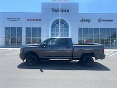 2025 Ram 2500 TRADESMAN CREW CAB 4X4 6'4 BOX Pickup