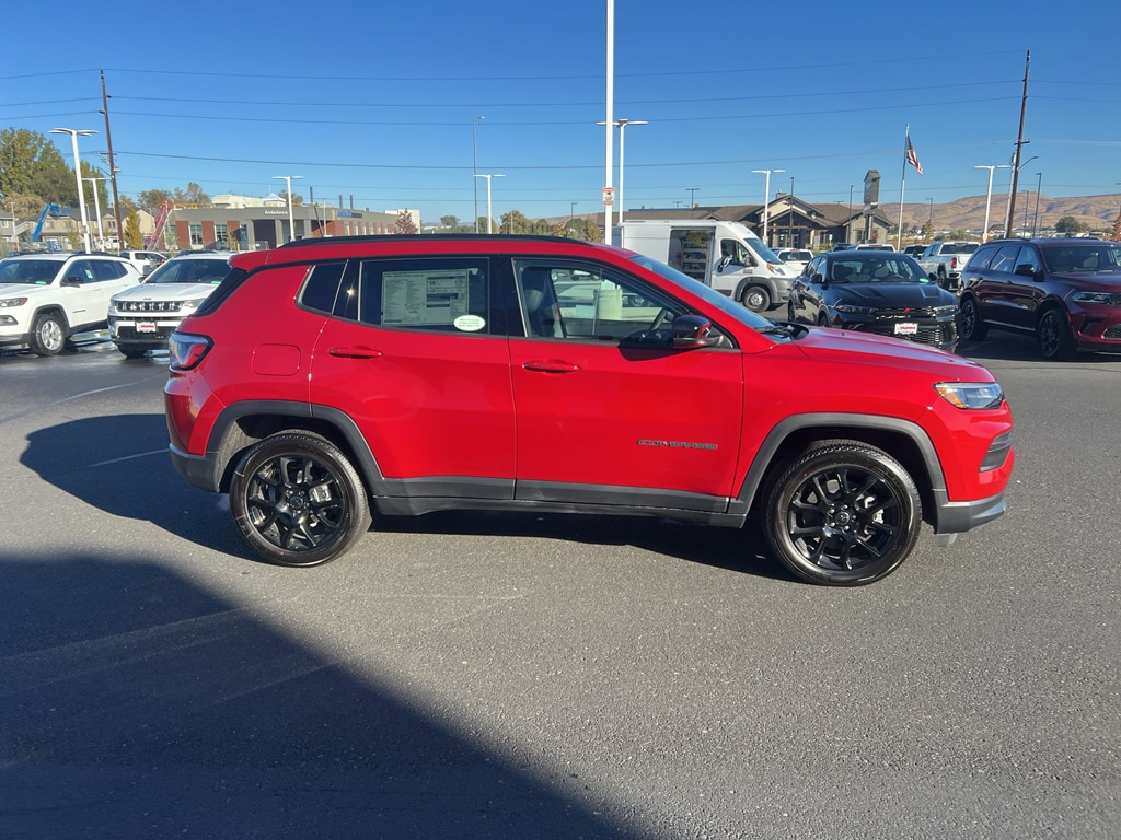 2026 Jeep Compass Altitude Special Edition - Photo 5