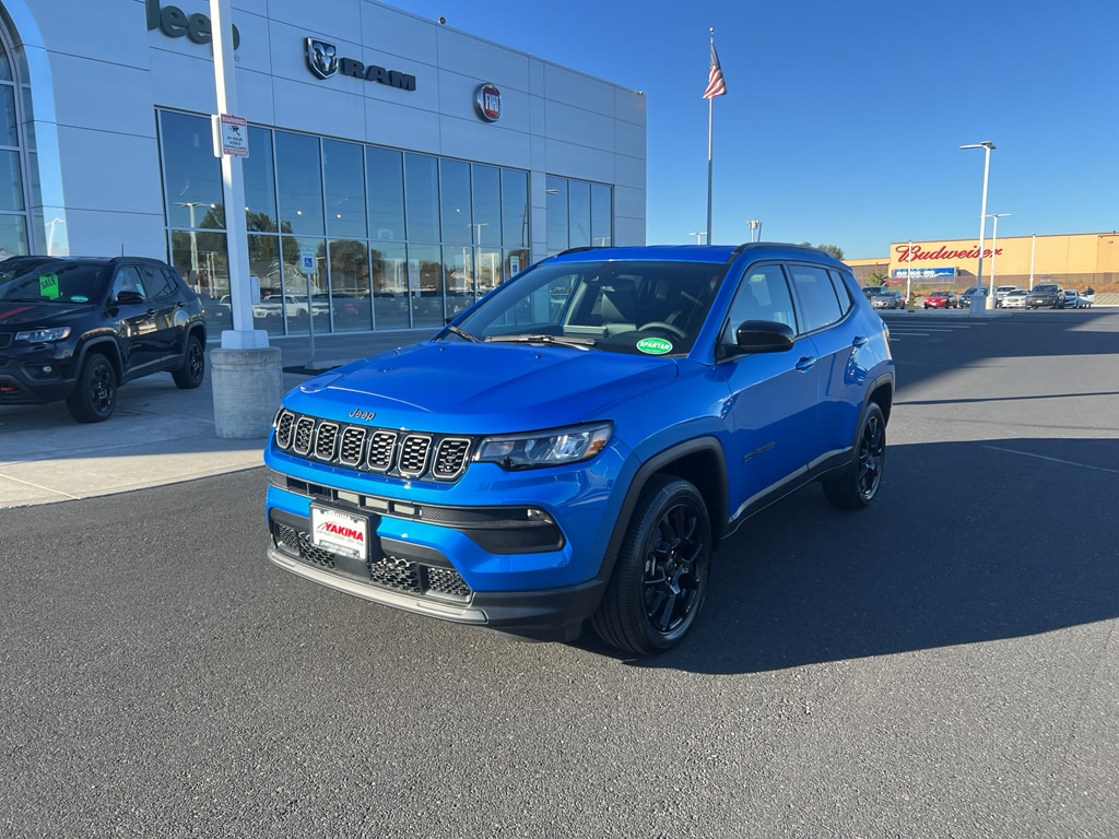 New 2026 Jeep Compass LATITUDE ALTITUDE 4X4 Sport Utility