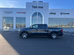 2026 Ram 1500 EXPRESS CREW CAB 4X4 5'7 BOX Pickup