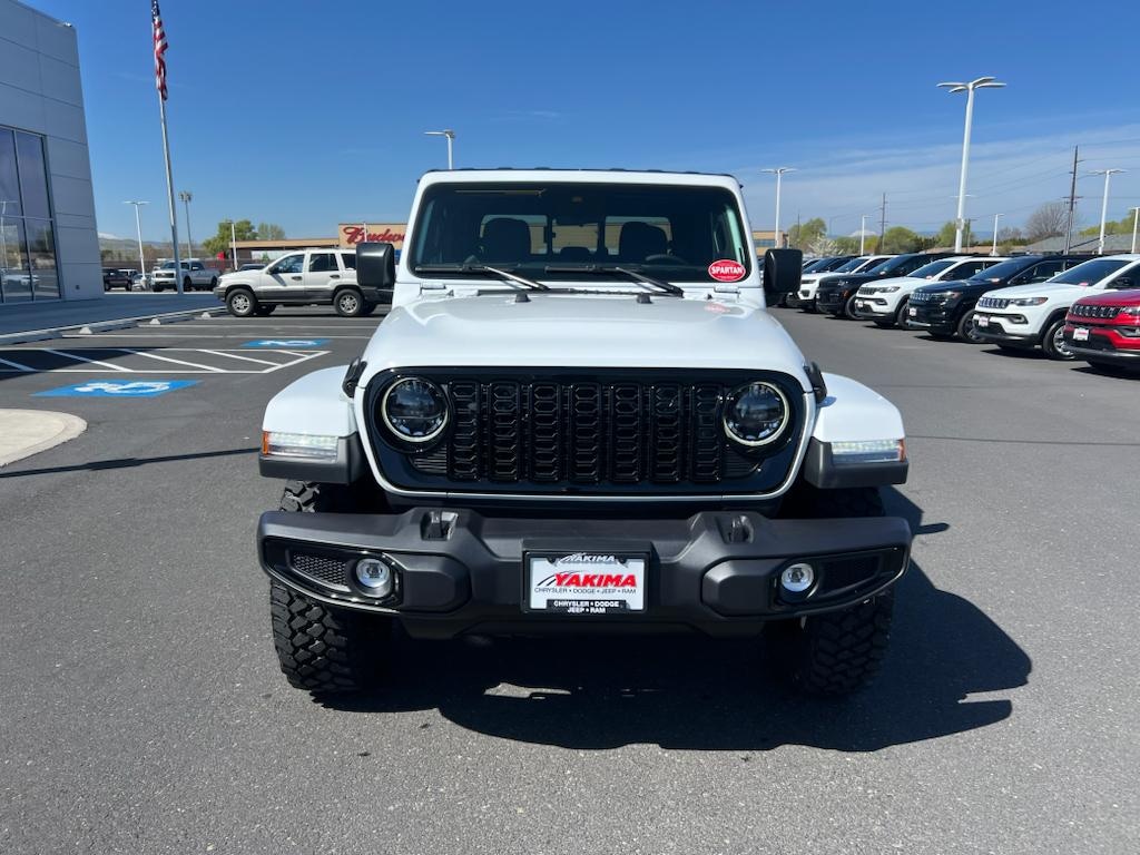 New 2025 Jeep Gladiator WILLYS 4X4 Pickup