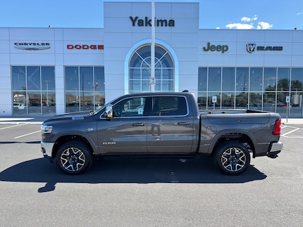 2026 Ram 1500 LARAMIE CREW CAB 4X4 5'7 BOX Pickup
