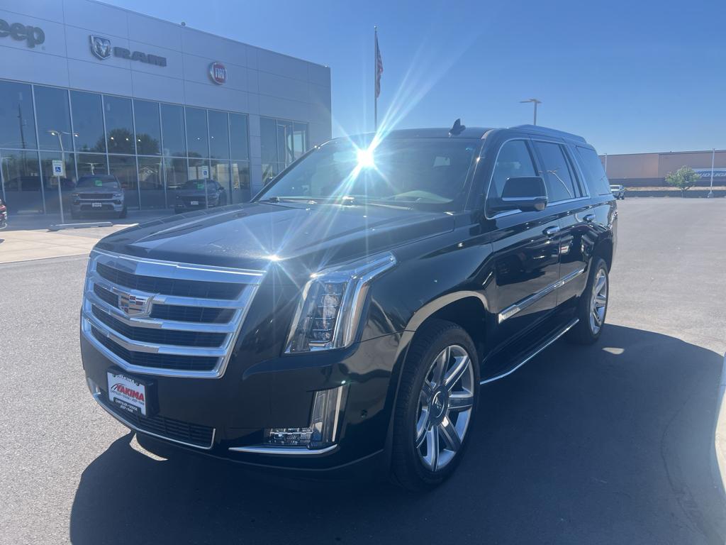 Used 2017 Cadillac Escalade Luxury with VIN 1GYS4BKJ3HR160275 for sale in Union Gap, WA