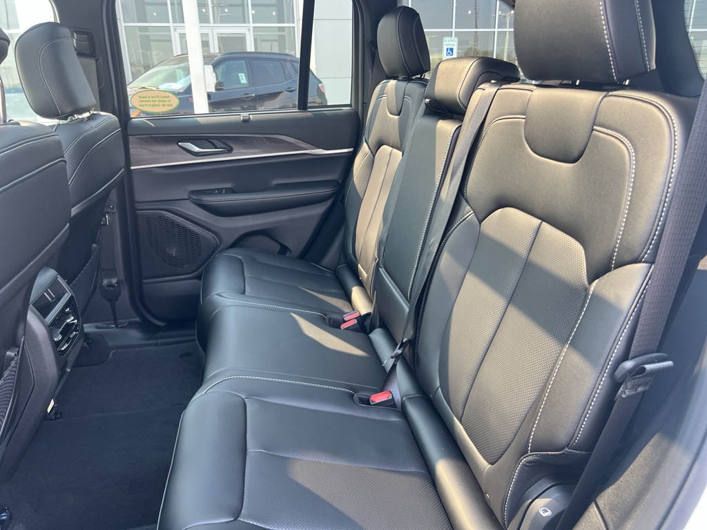 2025 Jeep Grand Cherokee Limited - Photo 26