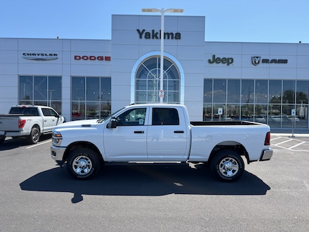 2026 Ram 2500 TRADESMAN CREW CAB 4X4 6'4 BOX Pickup