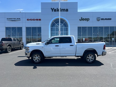 2025 Ram 2500 BIG HORN CREW CAB 4X4 6'4 BOX Pickup