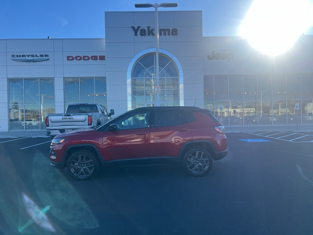 2026 Jeep Compass Limited Altitude's photo