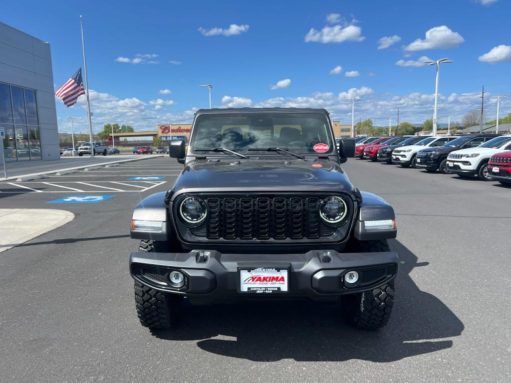 New 2025 Jeep Gladiator WILLYS 4X4 Pickup