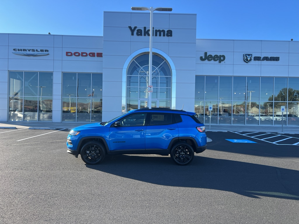 New 2026 Jeep Compass LATITUDE ALTITUDE 4X4 Sport Utility